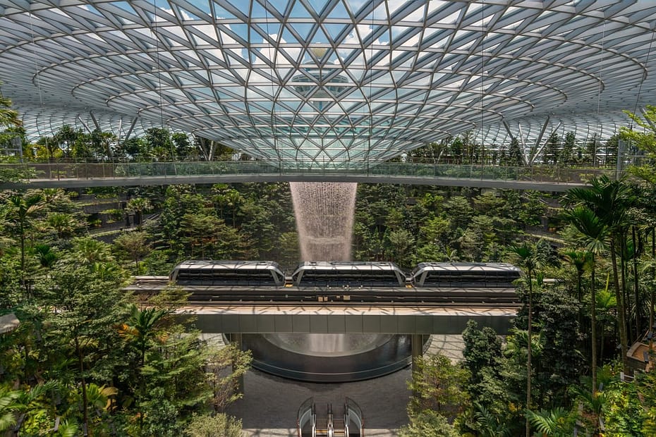 Connecting Buildings to Nature: Biophilic Architecture